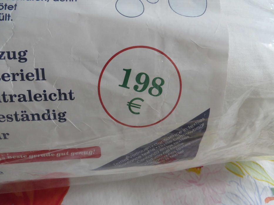 Антибактериална, противоалергична нова възглавница 75х35 см