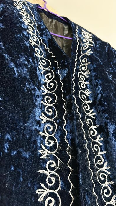 На прокат костюмы