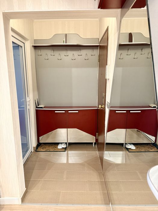 PROPRIETAR,Vand ap 3 camere, zona Lotus Retail, etaj 2, mobilat/utilat