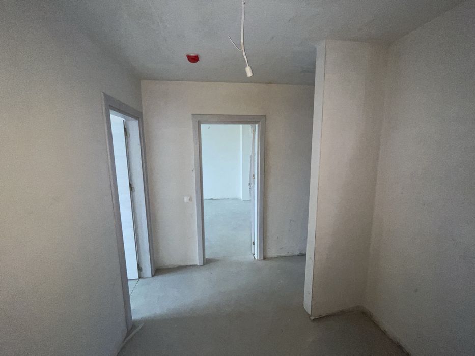 Двустаен Апартамент в Дружба