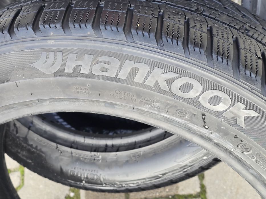 255 45 18 Hankook