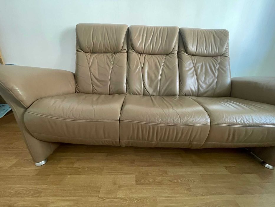 Vând canapea piele 3 locuri
