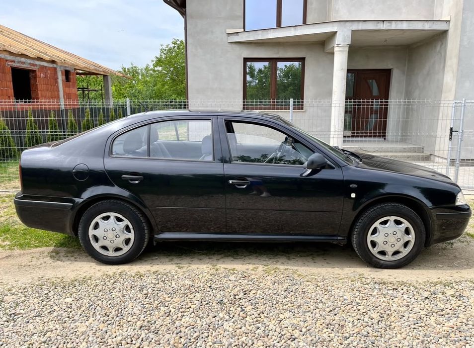 Skoda Octavia 1.4 16v, benzină benzina