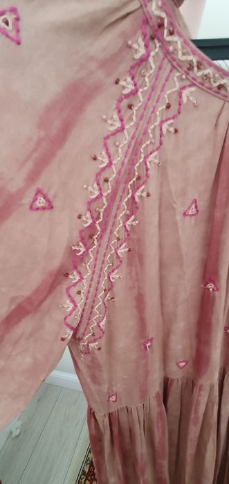 Платье Zara размер М