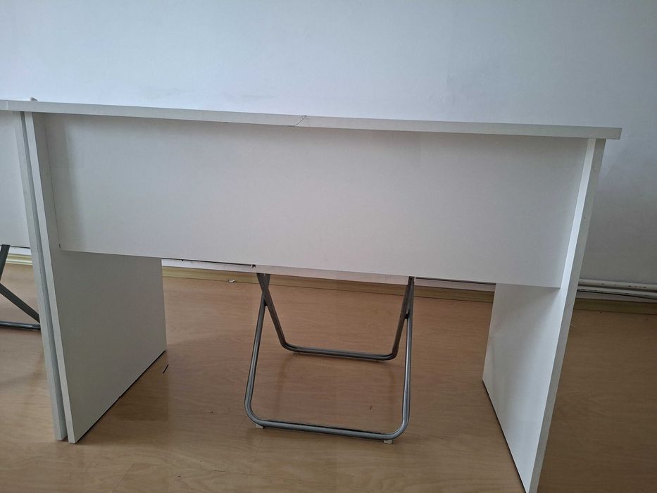 Banci scolare si scaune (13 banci/80 lei buc+20 scane/15 lei buc