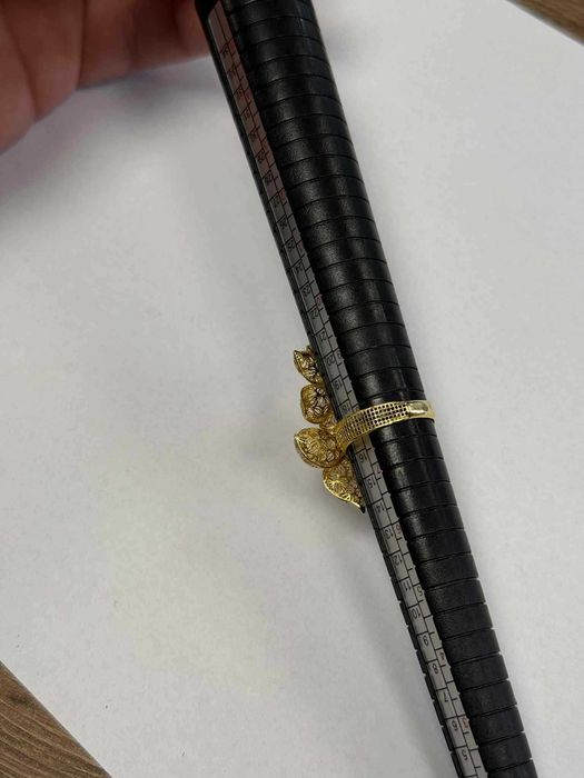 Продавам Златен Дамски Пръстен 14к 585