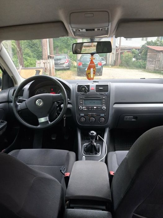Vând vw jetta 2006 1.9 tdi