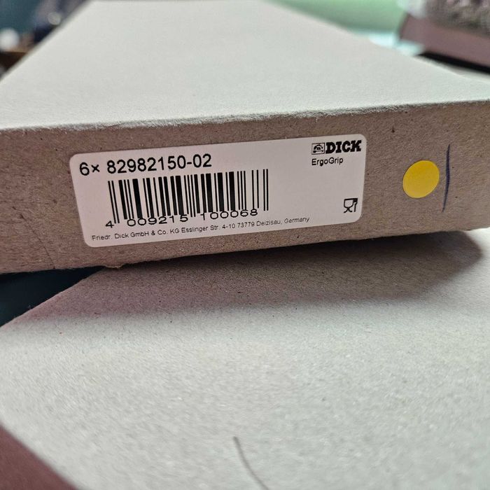 Професионални ножове за обезкостяване DICK