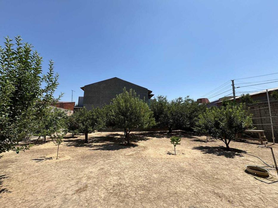 Toshkent shaxar Olmazor tumanida 3 sotix Yer sotiladi