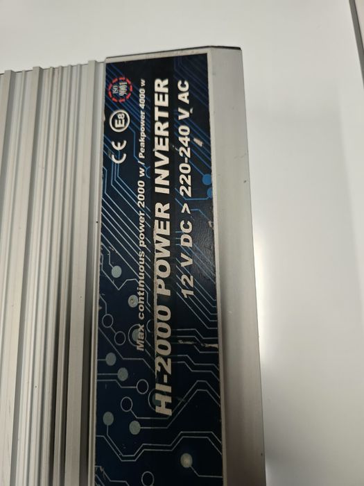 Invertor auto  12v 220 v 4000w