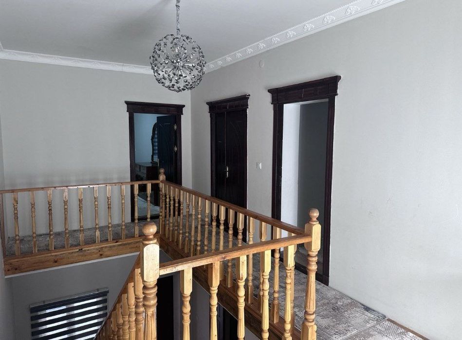 2 qavatli xovli Joy ijaraga