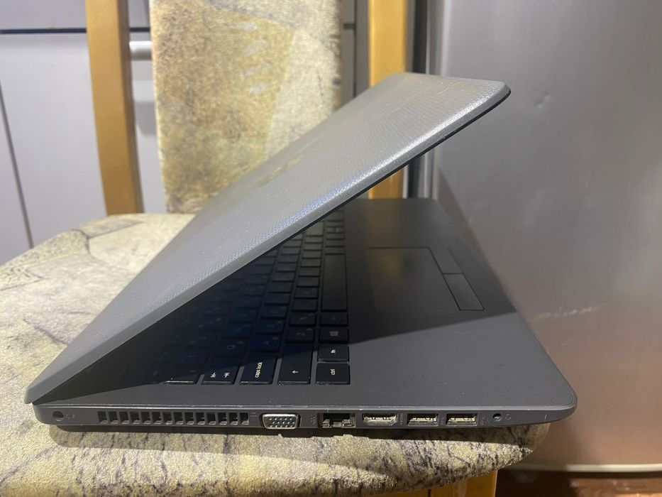 Ноутбук НР/intel core i3 Skylake/2 видеокарты