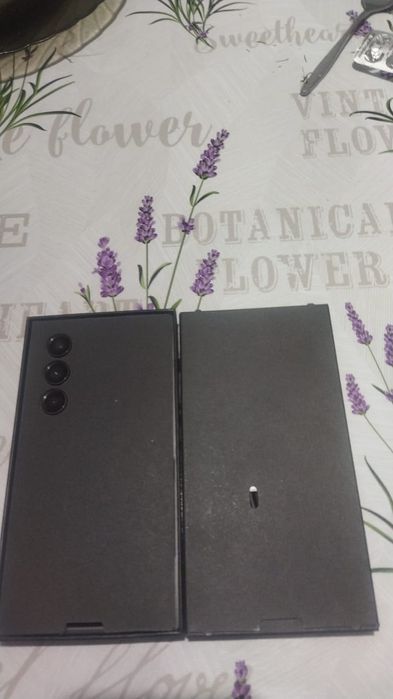 Самсунг с 23 новый не ползован