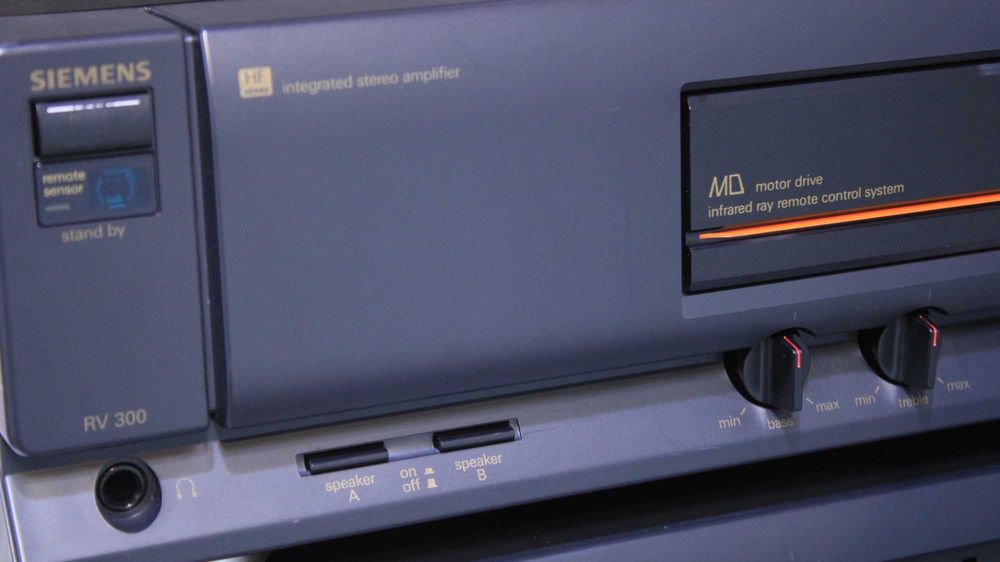 Linie audio Siemens,Amp,Cd,EQ,Tuner,2x40W.