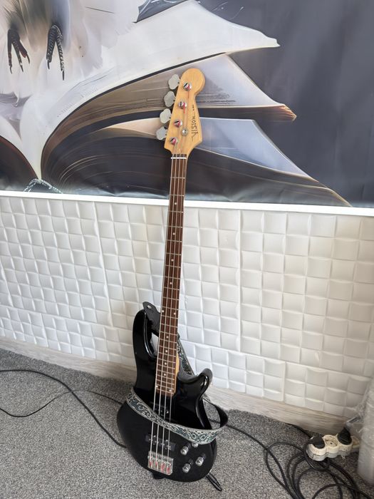 Бас китара Vision bi MSA