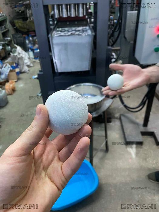 Пресс для производства бомбочек для ванн