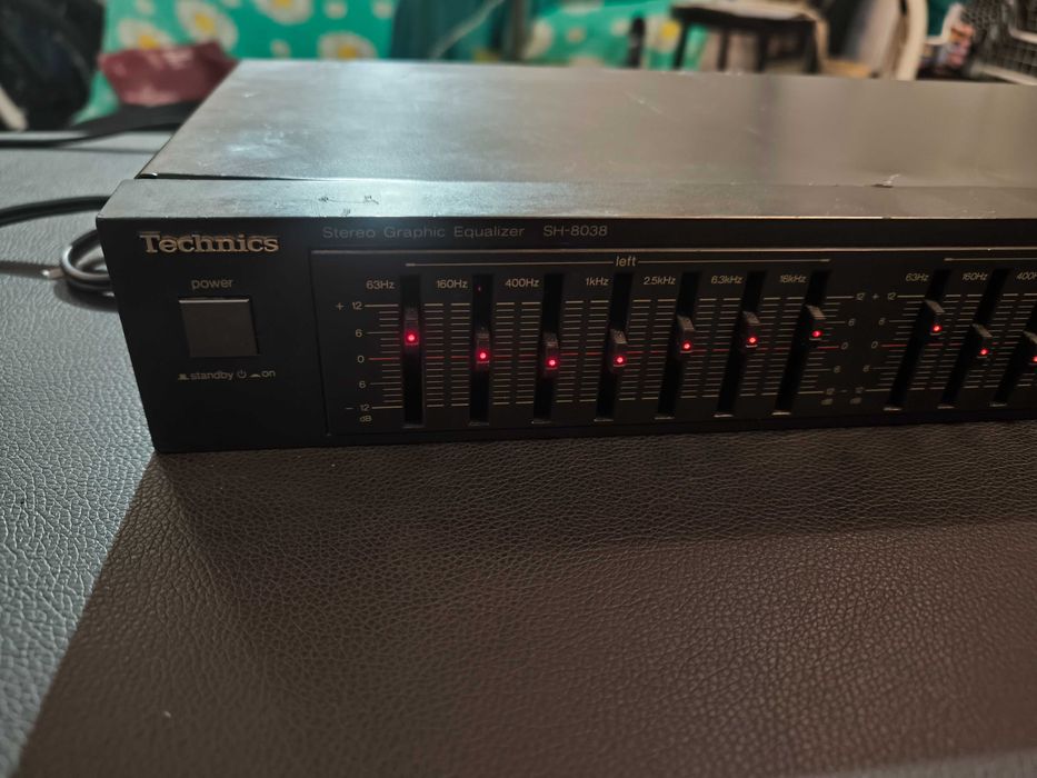 Еквалайзер Technics equaliser