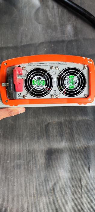 Invertor 12v 2000w whisper power wp sine 12/2000w