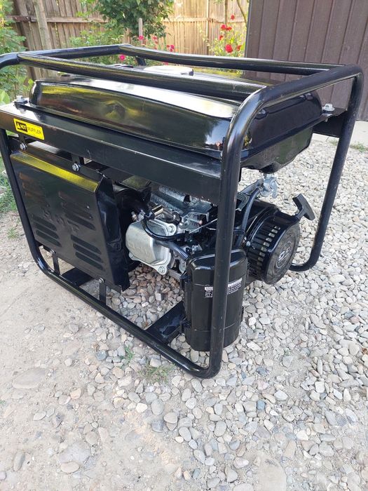 Generatoare 220v-110v-12v -SIP și TTS cu pornire la buton.