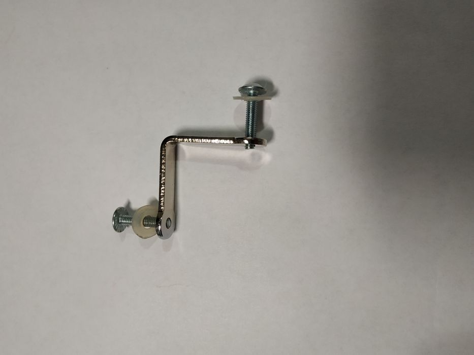 Фурнитура для стеклянных витрин