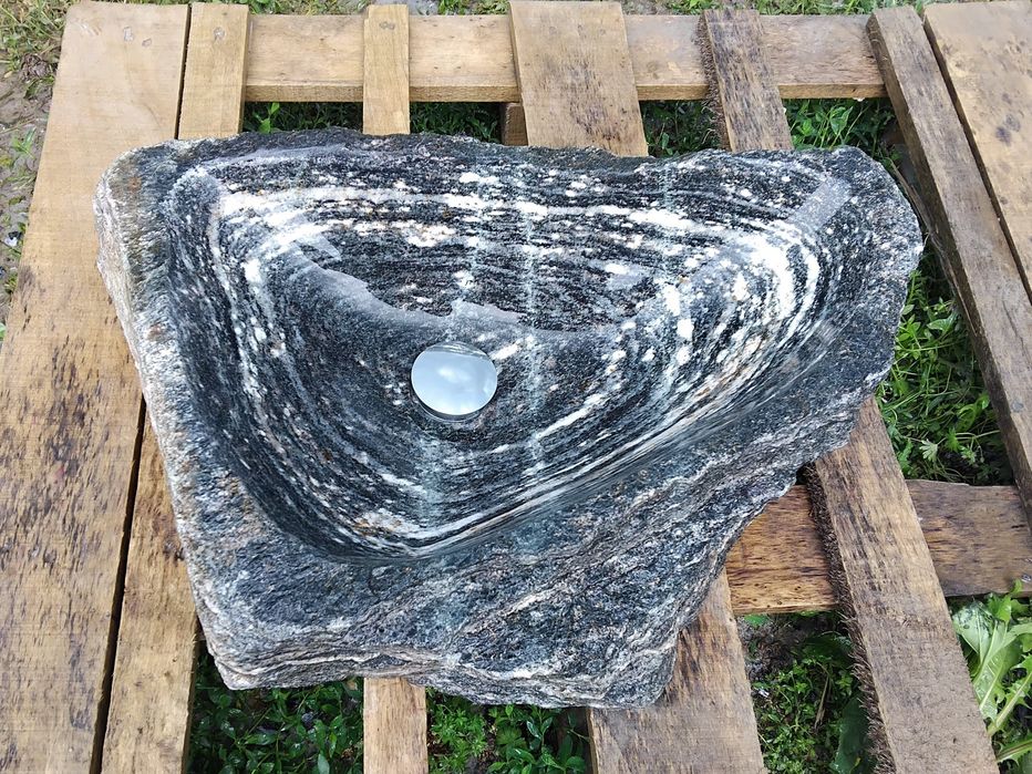 Мивки от естествен камък – Ръчна изработка и натурален стил