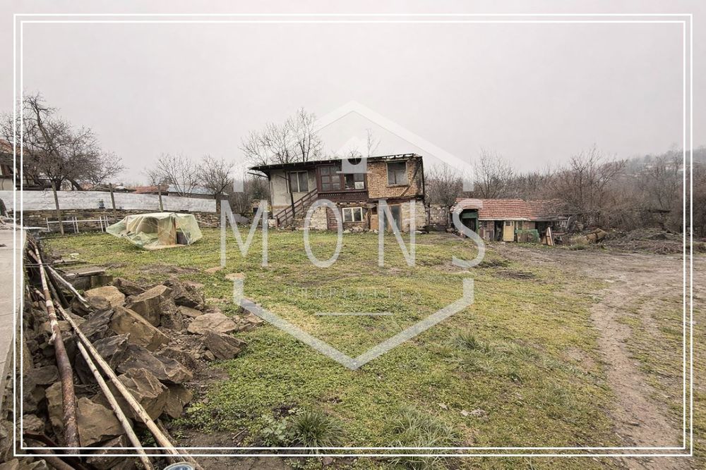 Продава се Парцел в с. Ловнидол, Област Габрово - 1770 кв.м за 8 €/кв.м - Снимка #1