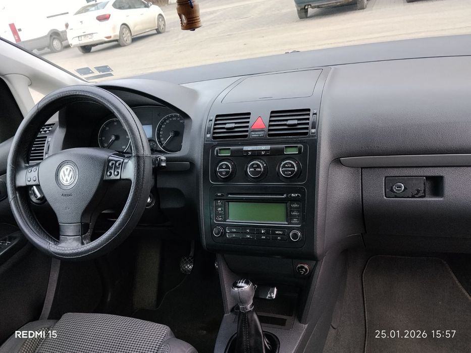 Фолксваген туран 2.0 TDI 140 к.с.