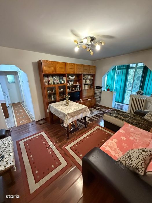 Apartament 4 semidecomandate Rovine aproape de Nicolae Iorga 1/4 63 mp
