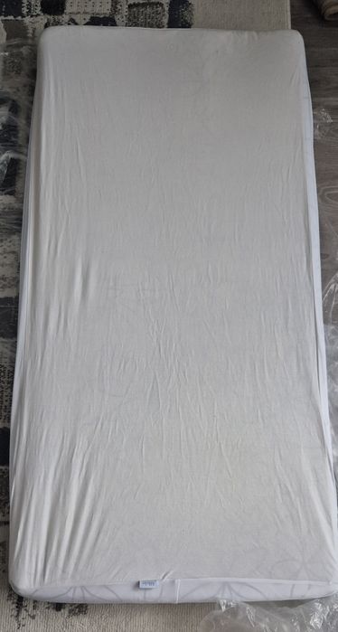 Saltea patut bebe 140 × 70 + 2 huse impermeabile