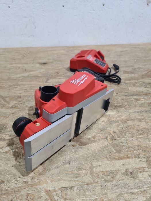 Rindea Milwaukee M18 BP