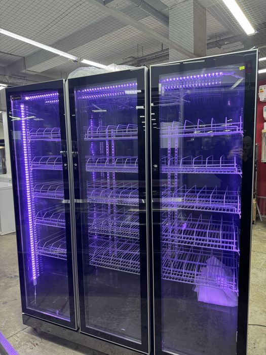 Витринный холодильник оптовый склад