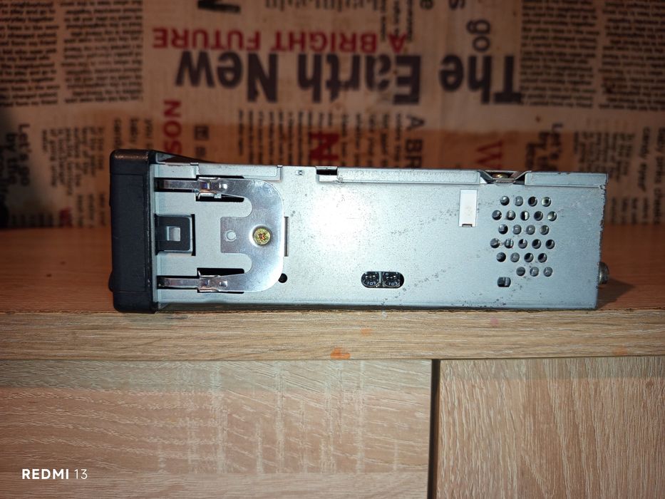 Авто Касетофон "Clarion" CRX 91R