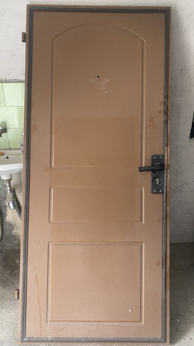 Входна Врата без каса