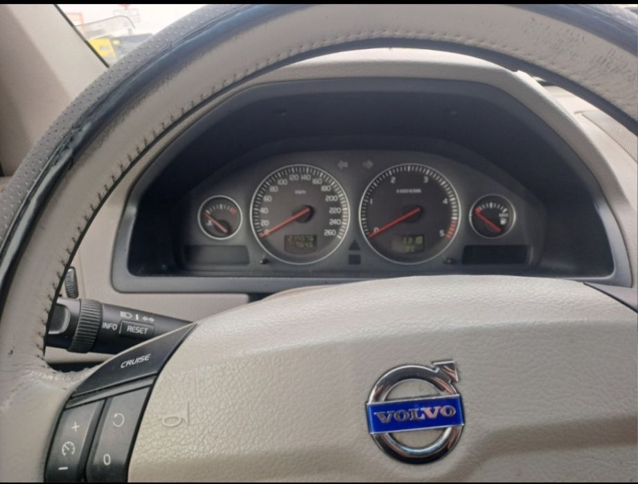 Volvo XC 90  2.4D5 Волво ХЦ 90 2.4Д5 185 к.с