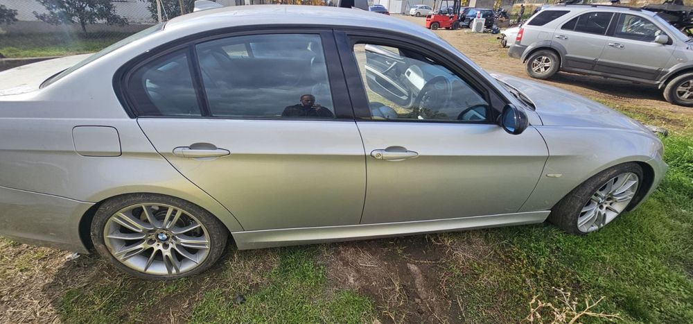 Бмв е90 325и 218кс bmw e90 325i 218hp задна дясна врата