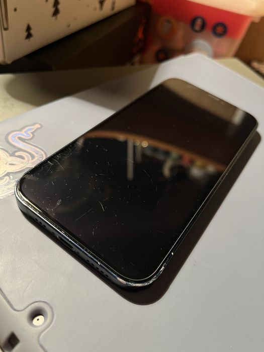 Продам Айфон 12 128гб черный б/у
