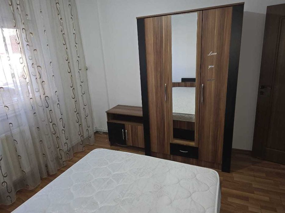 Garsoniera transformata in doua camere in Gavana 3 - Lumina