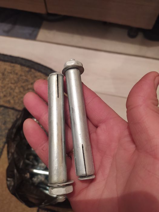 Анкерный болт 650-700шт