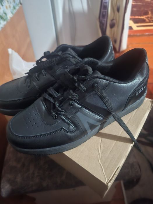 Продам женскую обувь