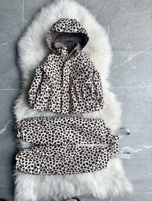 Продам комбенизон куртка осень весна