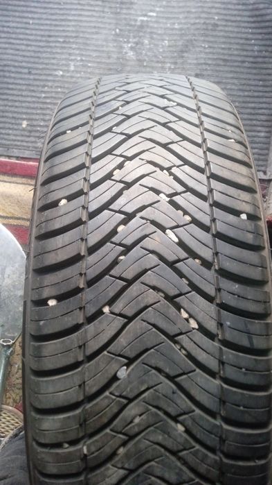 Продам шины Б/У размеры разные