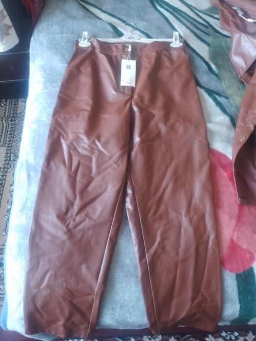 Костюм женский. Весна осень размеры 3840, 42,44,46.стандарт размеров