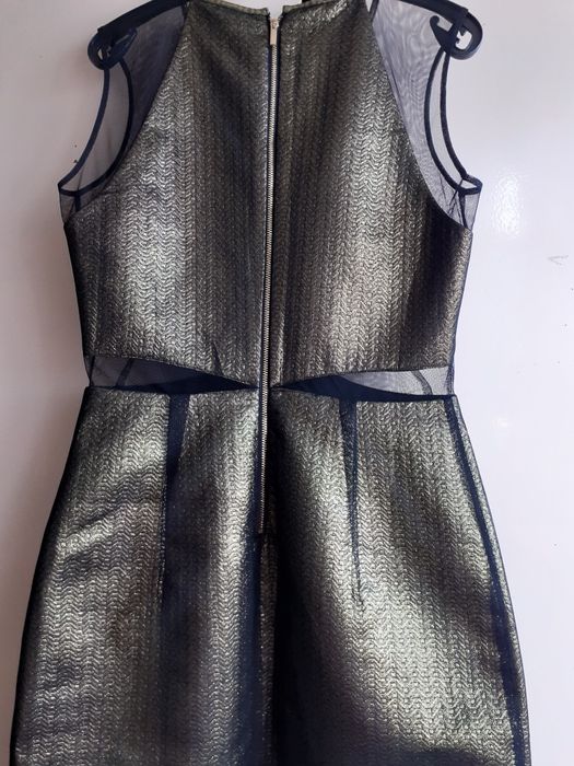 Продам платье. Цена за  2 платья