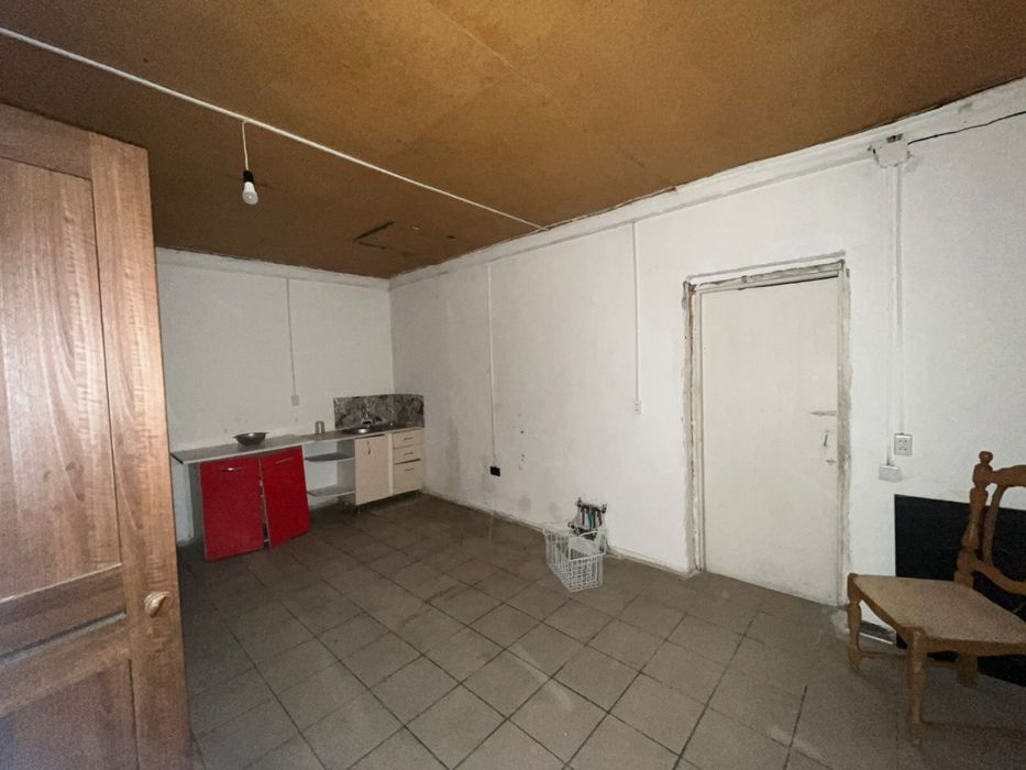 Арайда үй сатылады