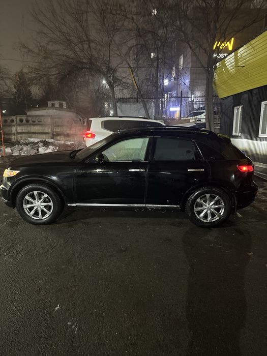 продам infiniti fx35