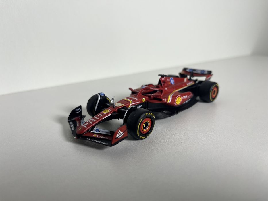 Продам 1:43 Болид Формула 1