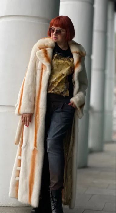 Blană de nurcă nouă