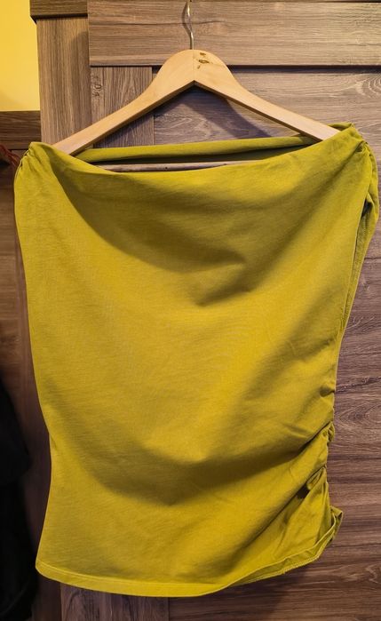 Асиметрична тениска Zara