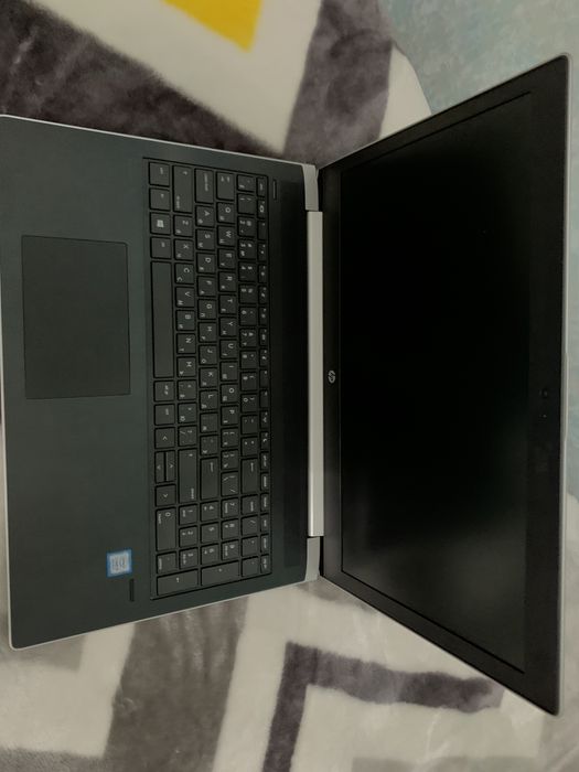 Ноутбук hp laptop