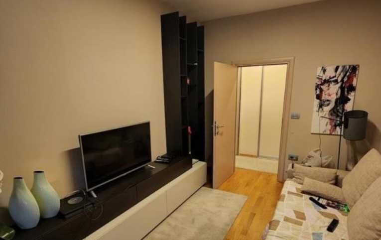 Дава се под наем Тристаен апартамент в Пловдив, Гагарин - 85 кв.м за 255 € - Снимка #2